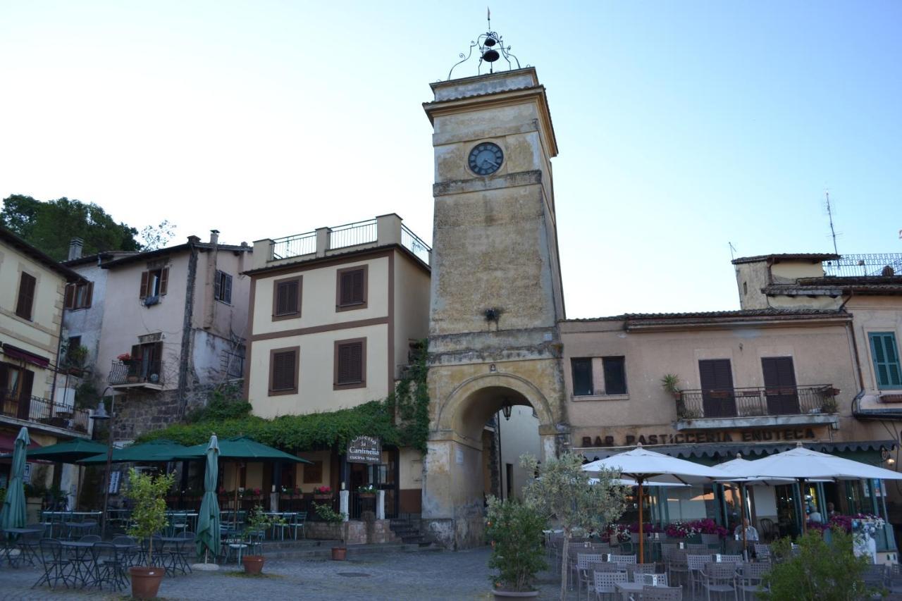 Alele Alloggio Turistico Trevignano Romano Exterior foto